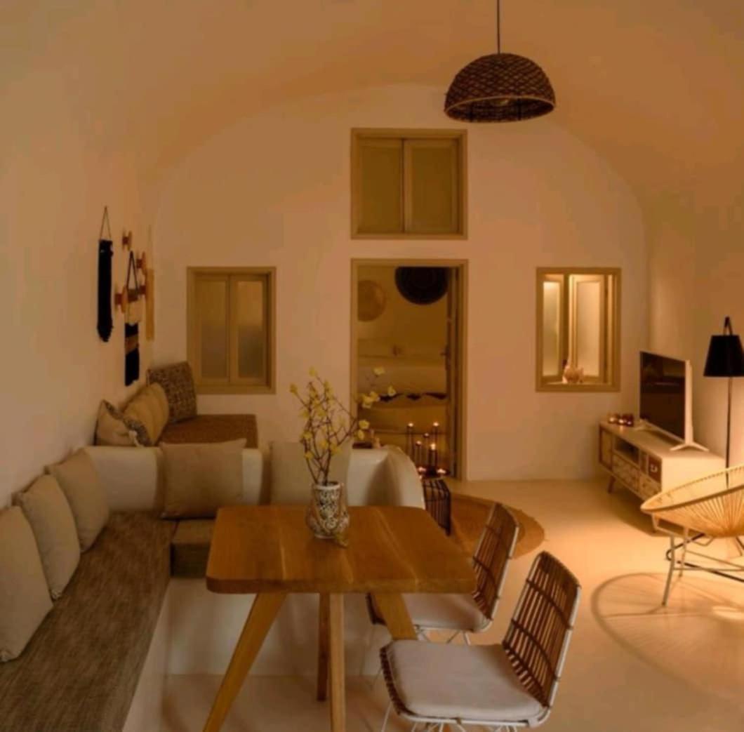 Irene City Villas Fira  Room photo